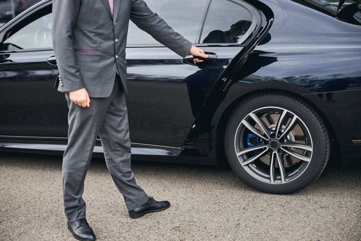 Azur Dream Vtc Private Driver Cannes Transfert 7